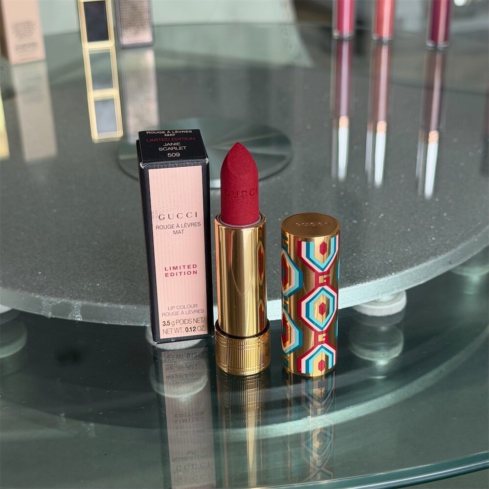 Gucci Rouge à Lèvres Mat Lipstick 509 Janie Scarlet Limited Edition BNIB